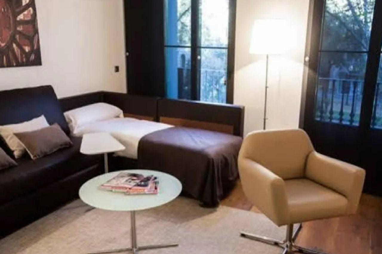 Izaka Apartments D377 Барселона Екстериор снимка